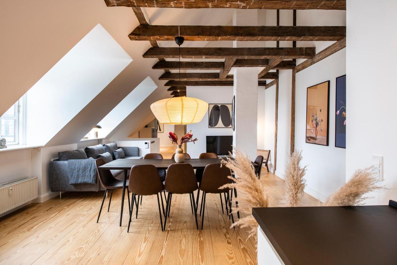 Apartament Town Hall Penthouse By Daniel&jacob's *