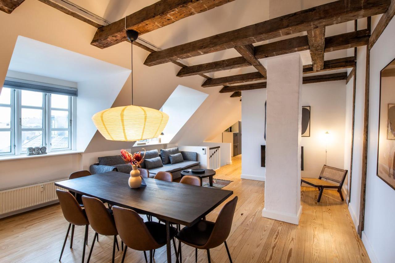 Town Hall Penthouse By Daniel&jacob's Lägenhet *